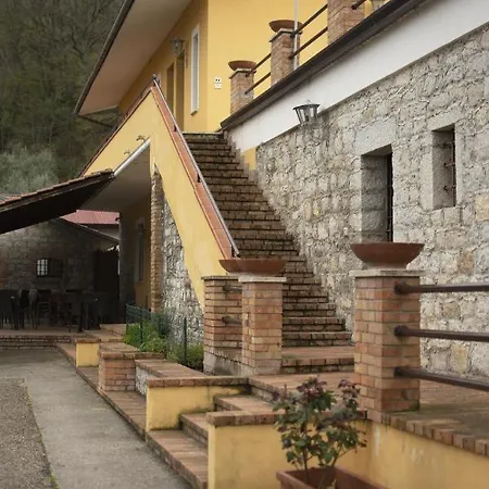 Bed and breakfast ​la Quercia Del Cavaliere Agriturismo Tim