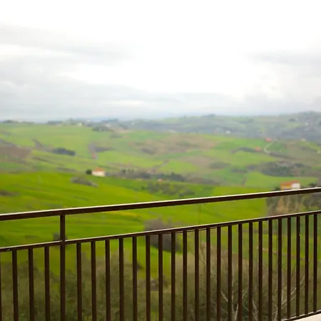 ​la Quercia Del Cavaliere Agriturismo Tim * Fragneto Monforte